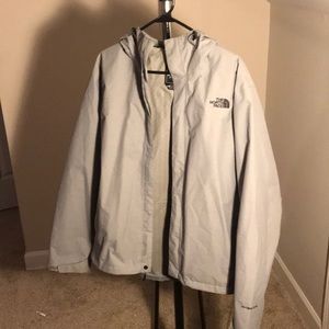 The NorthFace Windbreaker/Rain coat